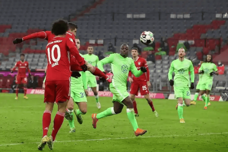 德甲焦点战:门兴VS斯图加特——中游与欧战区的生死博弈