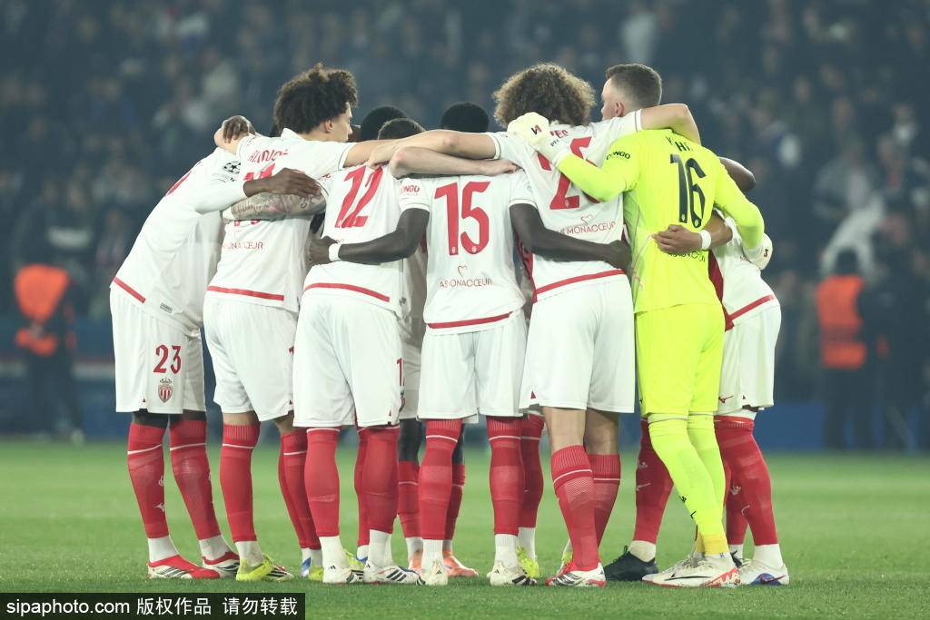 巴黎圣日耳曼,欧冠抽签之前:巴塞罗那还是切尔西?