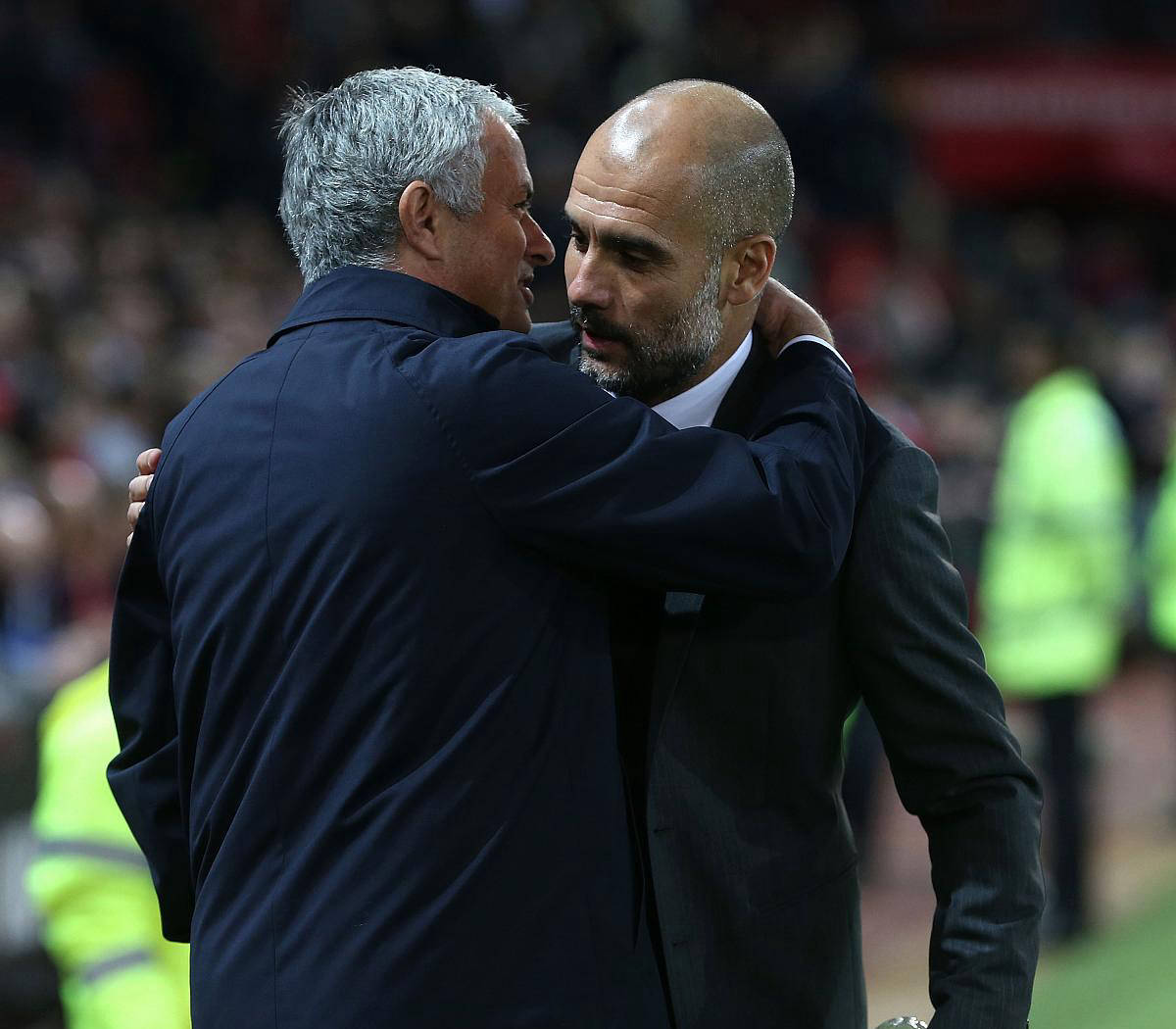 曼城惨败皇马揭示瓜迪奥拉换人策略固执,球队缺乏突然爆发的关键球员